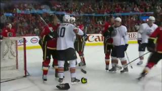 Ladislav Smid vs Mark Giordano Oct 24 2009 [upl. by Malcolm755]