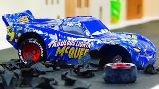 Fabulous Lightning McQueen Crash amp Repair Disney Cars Toys Stop Motion Animation  Ladybird TV [upl. by Xenia]