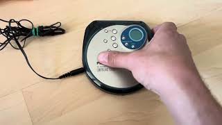 Panasonic SLSX390 portable cdplayer music disc device test [upl. by Ahcatan618]