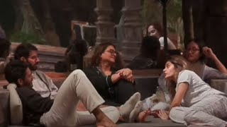 Bigg Boss 18 Update Karanveer Bole Yamini Karri Hai Shehnaaz Ko COPY Shrutika Boli FOOTAGE K Liye [upl. by Divd]