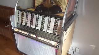 Wurlitzer 2204 Jukebox 1958 [upl. by Ailla]