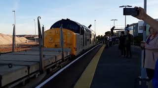 Europhoenix Class 37901 quotMirrlees Pioneerquot  Thames link Class 700106 through Eastleigh with Tones [upl. by Kreager]