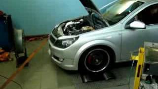 Astra H 17 CDTi remap dyno [upl. by Adyeren306]