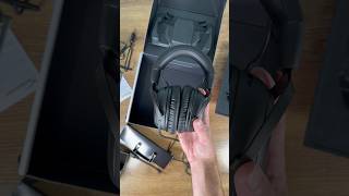 Unboxing the new HyperX Cloud III gaming headset [upl. by Novy310]