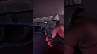 Olight Baldr Mini on a Glock19 cod olight edc edclight selfdefense airsoft airsoftgun [upl. by Stephanus]