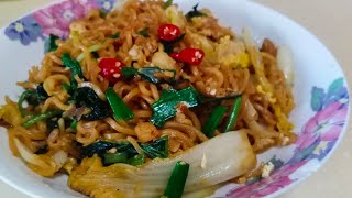 Mie Goreng Dadakan Pas Lagi SibukRosmiati Salim [upl. by Ladnek]