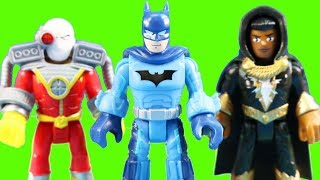 Incredibles Aquaman defeat Shark Pirate Headquarters  Superhero toys [upl. by Ennylhsa233]