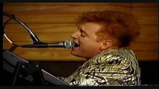 The Windows performing Hang On Forever live at Murray State University in KY Larry Brewer 11988 [upl. by Tessie279]