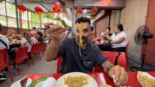 EATING AT THE OLDEST CHINATOWN IN THE WORLD ESTERO FAST FOOD MANILA PHILIPPINES [upl. by Eintrok]