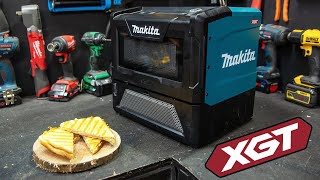 NEW Makita Microwave  XGT 40V Max MW001G [upl. by Elleirua]