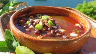 FRIJOLES CON CARNE [upl. by Haorbed254]