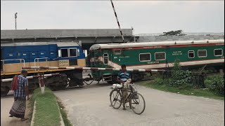 LalMoni Express Passed at Mulibari Checkpost Sirajganj [upl. by Anirbas]