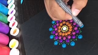 Como hacer mandala en puntos acrilicos  how to draw dots mandala acrylic [upl. by Anairol]