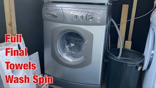 Hotpoint Aquarius WMA58 washing machine  Full colourfast cotton 60 final spin [upl. by Atnoek]