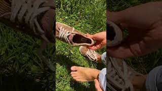 Ohne Socken in Sneaker AnnabellAnders Sockless in sneaker 🥵 feet barefeetlife [upl. by Nosneh]