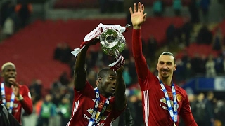 Manchester United parade the League Cup around Wembley [upl. by Sang]