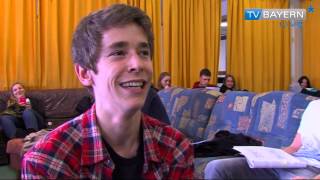 Schulbeginn um 9  TV Bayern live am 26102014 [upl. by Jael221]