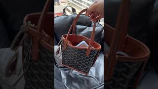 What’s in my Goyard Mini Anjou bag 💼🤎🫶🏻 youtubeshorts goyard whatsinmybag fashion [upl. by Aryamoy]