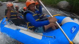 THE BEST WHITE WATER RAFTING IN BALI TELAGA WAJA RIVER RAFTING CLASS 4 RAPID WITH HIGH SPEED [upl. by Yrailih]