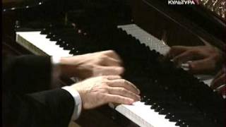 Mikhail Pletnev  Grieg March of the Dwarfs Op54 No3 VIDEO [upl. by Nehpets]