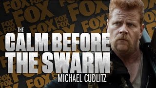 Robert Kirkman Talks With Michael Cudlitz about Season 5 of The Walking Dead  Calm Before The Swarm [upl. by Courtland823]