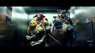 TMNT 2014 Clip April ONeil meets the turtles HD [upl. by Adnorat]