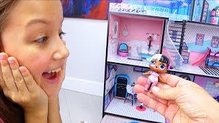 Мои ПОДАРКИ На День Рождения от РОДИТЕЛЕЙ Распаковка Дом ЛОЛ LOL Хэтчималс Hatchimals  Вики Шоу [upl. by Hubble]