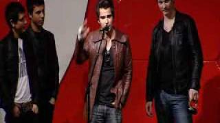 Stereophonics Win Q Classic Song [upl. by Finkelstein]