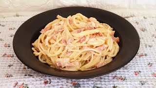 Espaguetis a la carbonara con nata SIN huevo  Receta de pasta FÁCIL y sabrosa [upl. by Jany]