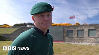 Veterans make emotionally challenging return to Falkland Islands – BBC News [upl. by Pricilla]