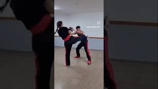 Defensa personal femenina con Full Contact kickboxing MartialArts MMA Boxeo K1 Training [upl. by Aihsinyt]