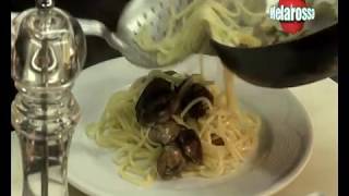 SPAGHETTI CON LE VONGOLE [upl. by Parcel]