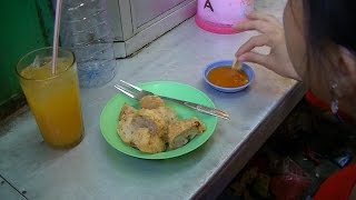 Jakarta Street Food 799 Amoy Fried Pork Meatball Non Halal Bakso Goreng Amoy BR TiVi 5489 [upl. by Haily851]