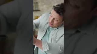 Ein Kuchen für die ganze Familie  Jamie Oliver auf Deutsch [upl. by Oneil]