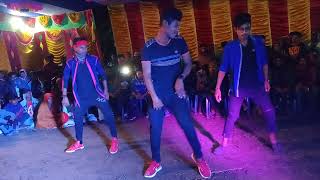 ফেসবুকে ফটো দেখে প্রেমে পড়েছি। Facebook ke photo dekhe preme premepreme।banla new dance [upl. by Ahsiei]